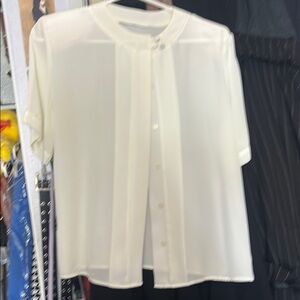 Worthington White Boxy Short Sleeve Blouse